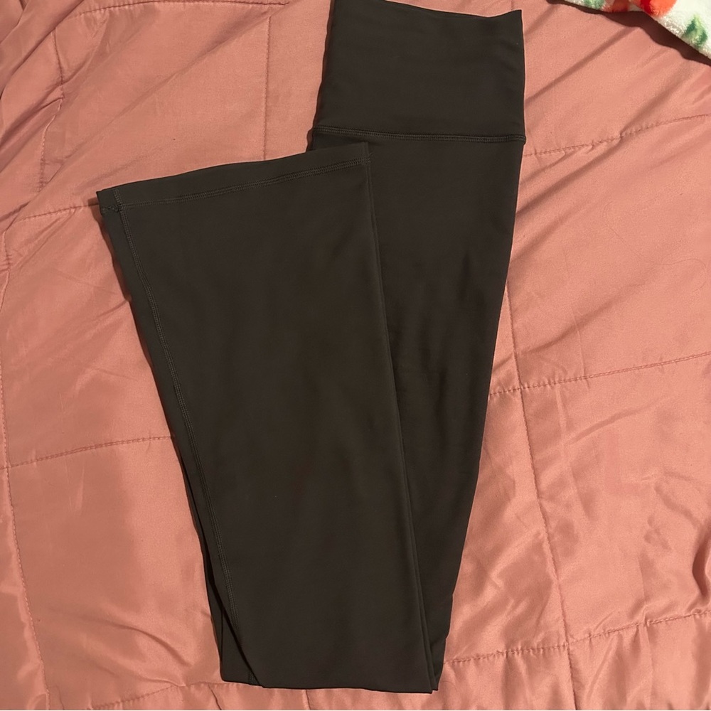 OFFLINE By Aerie The Hugger High Waisted Bootcut Legging
